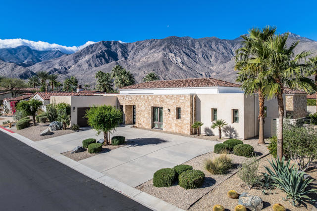 3085 Arroyo Seco, Palm Springs CA: https://media.crmls.org/mediaz/6b1238b7-0cc7-40cc-950d-68219717cfff.jpg