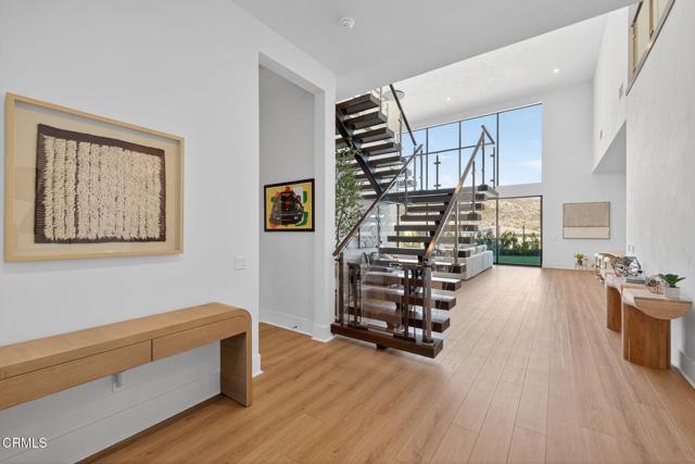 Detail Gallery Image 8 of 77 For 11862 N Hillsborough Ln, Porter Ranch,  CA 91326 - 5 Beds | 5/1 Baths