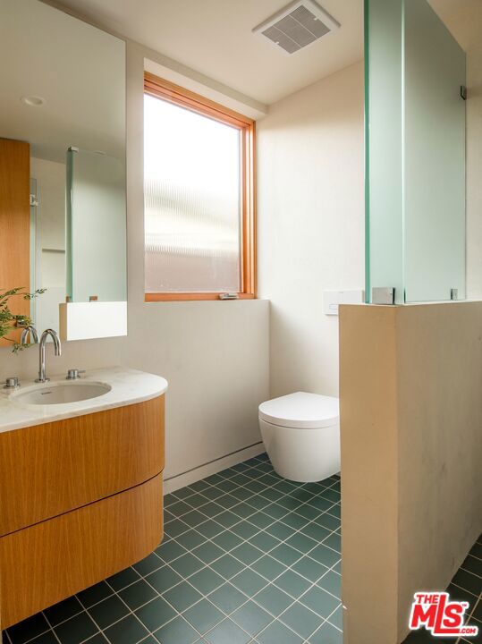 Image 11 of 30 For 12736 Dewey Street