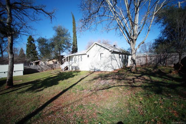 4460 La Mesa Avenue, Shasta Lake, California 96019, 2 Bedrooms Bedrooms, ,1 BathroomBathrooms,Single Family Residence,For Sale,La Mesa Avenue,250020070SD