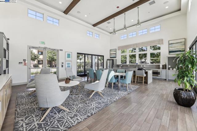 1380 Brookline Loop, Pleasanton CA: https://media.crmls.org/mediaz/6b1751a8-fb18-4ca4-bf55-856090555e8f.jpg