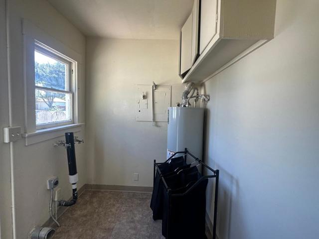0 Ellis St, King City CA: https://media.crmls.org/mediaz/6b17d9b7-dedc-4766-b583-bcdfa923cd62.jpg