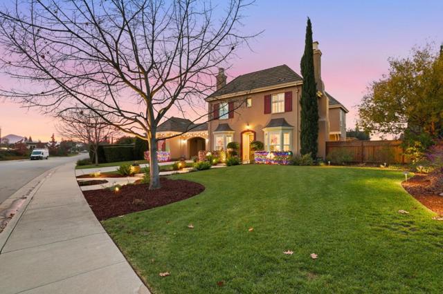 1625 Mission Avenida, Morgan Hill CA: https://media.crmls.org/mediaz/6b1822ba-4441-451d-9e91-51d696d4a299.jpg