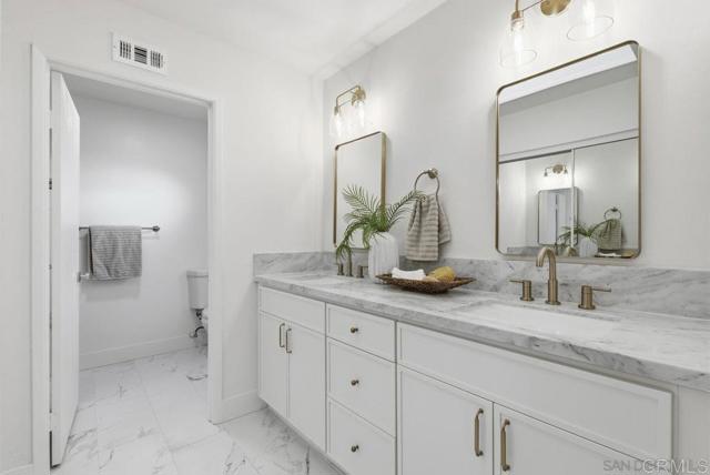 Detail Gallery Image 16 of 37 For 12209 Casero Pl, San Diego,  CA 92128 - 2 Beds | 2 Baths