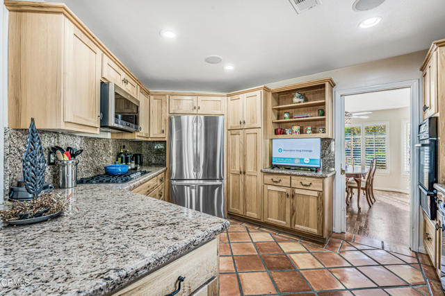 Detail Gallery Image 15 of 62 For 28461 W Driver Ave, Agoura Hills,  CA 91301 - 5 Beds | 4 Baths