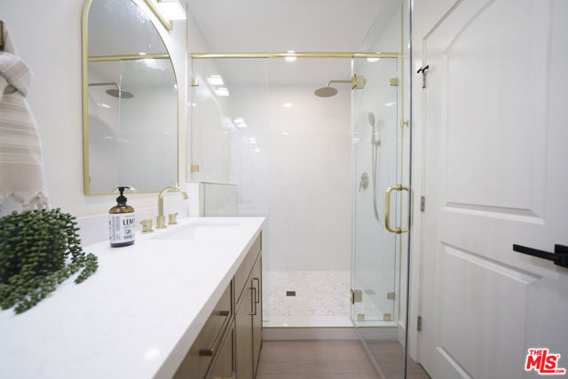 2618 Brian Avenue, Torrance CA: https://media.crmls.org/mediaz/6b1a816c-dfcb-4ed2-ae6d-3cb36e1215a7.jpg