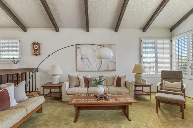 5420 Mirar Court, Bonita CA: https://media.crmls.org/mediaz/6b1a98c7-0fa9-42df-85b6-167fc10ae1ce.jpg