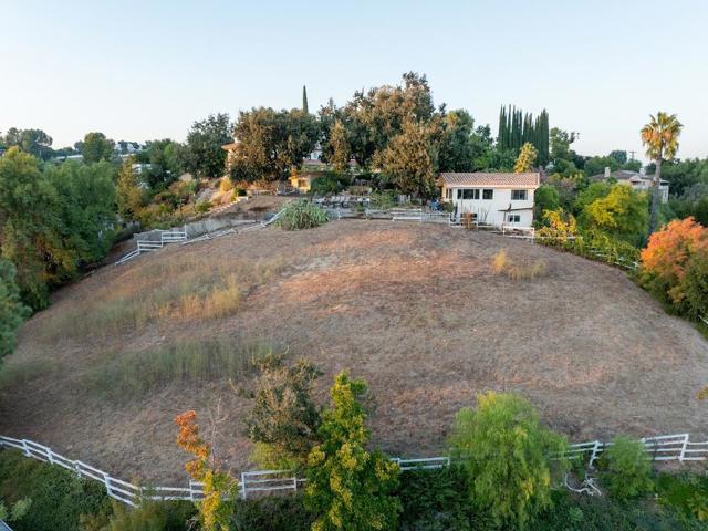 53 Foothill Drive, Agoura Hills CA: https://media.crmls.org/mediaz/6b1b7d0c-a409-4b6b-a3a5-7d2f8b7bceb3.jpg