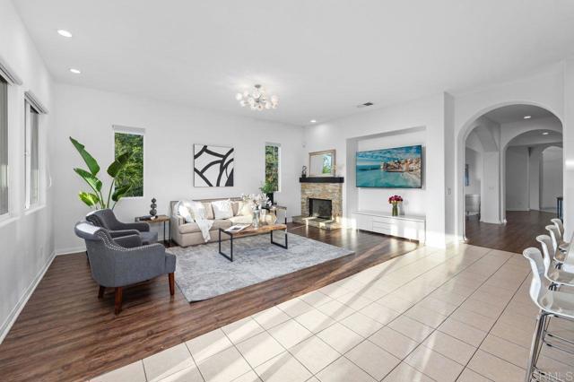 Image 14 of 54 For 688 Sandra Lane