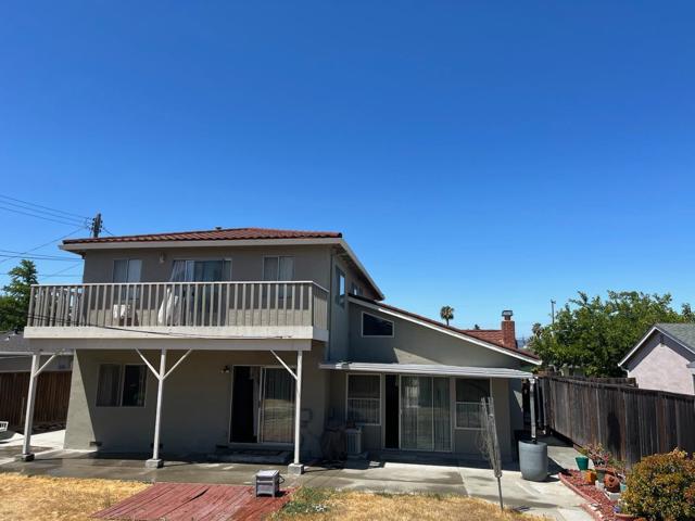 2337 Dundee Drive, Santa Clara CA: https://media.crmls.org/mediaz/6b1e0dc2-c2cb-42d0-9efb-20b8d062dbfb.jpg