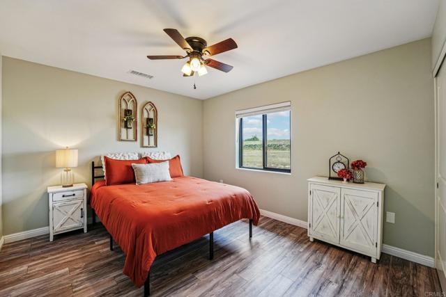 Image 21 of 61 For 41879 Indian Hill Trail