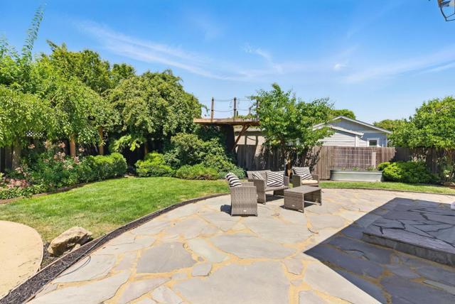 935 Chabrant Way, San Jose CA: https://media.crmls.org/mediaz/6b1e7bbe-f411-449d-984d-e37bf532465b.jpg