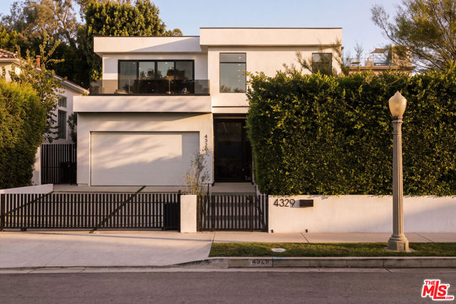 4329 Agnes Avenue