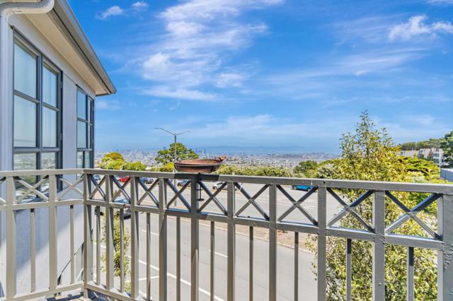 200 Portola Drive, San Francisco CA: https://media.crmls.org/mediaz/6b1f3c74-757b-4922-9bbb-ab01365c4588.jpg