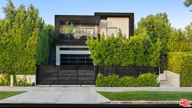 1562 Ensley Avenue, Los Angeles CA: https://media.crmls.org/mediaz/6b1f895e-c344-4f32-80a8-df09966c0eec.jpg