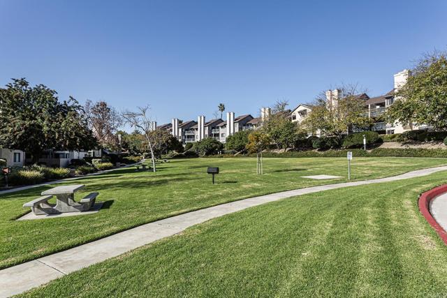 Detail Gallery Image 32 of 36 For 2946 Alanwood Ct, Spring Valley,  CA 91978 - 2 Beds | 2 Baths