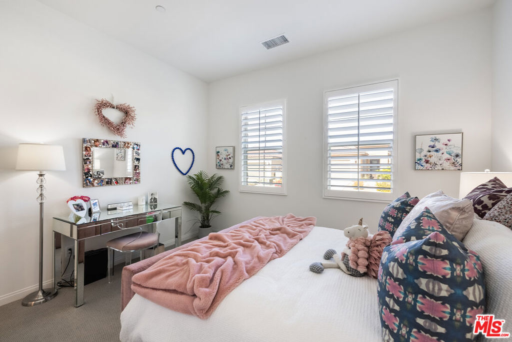 MLS #25615411 image #15