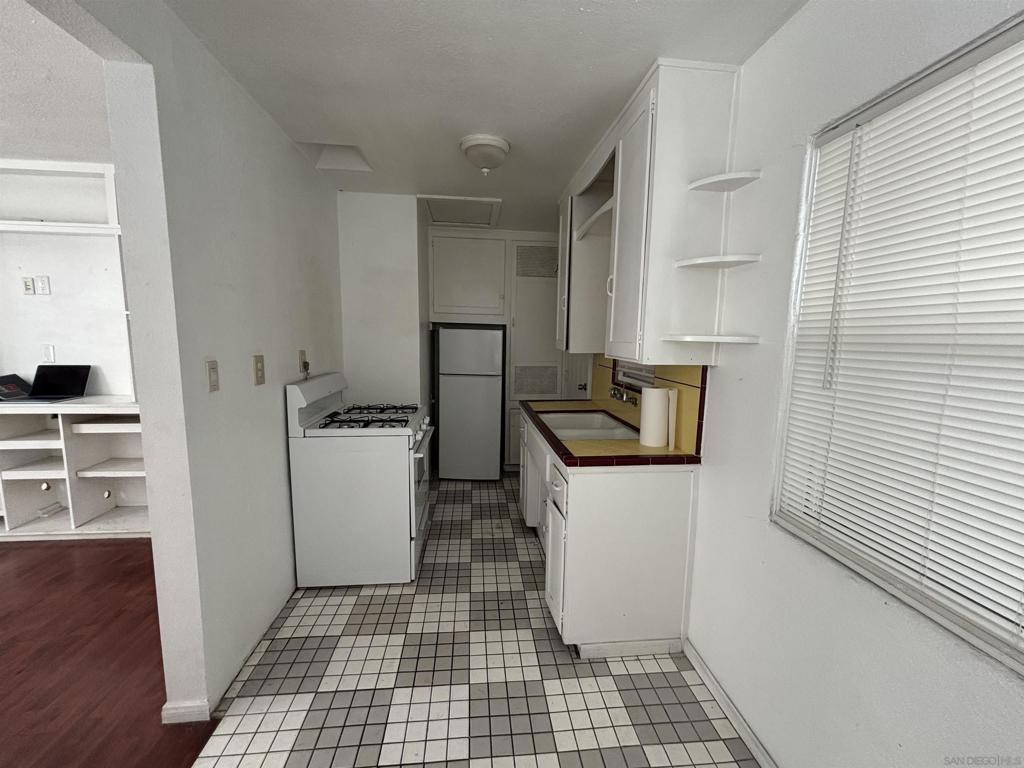 3314 E St - photo 13