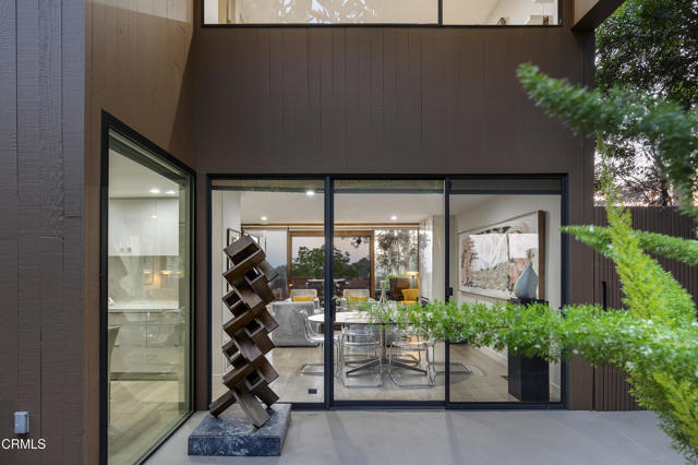 2266 Panorama Terrace, Los Angeles CA: https://media.crmls.org/mediaz/6b224155-e941-414f-8aed-991d7b970bd6.jpg