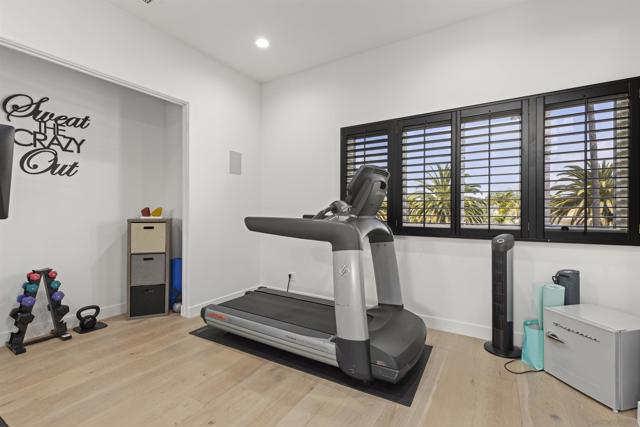 3325 Caminito Daniella, Del Mar CA: https://media.crmls.org/mediaz/6b22496f-335e-4b0d-92f1-e8224c6c202e.jpg