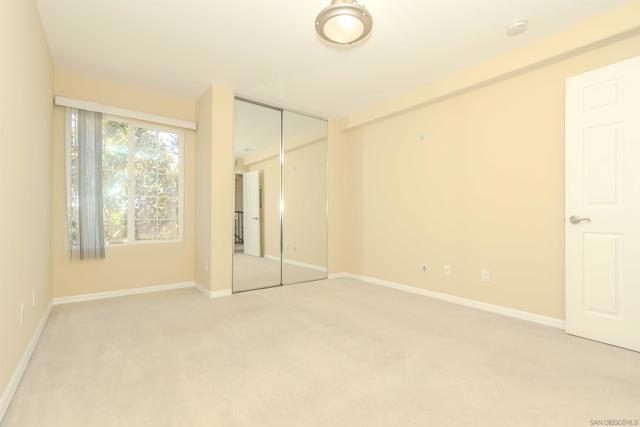 Image 11 of 27 For 5252 Balboa Arms Dr  #155
