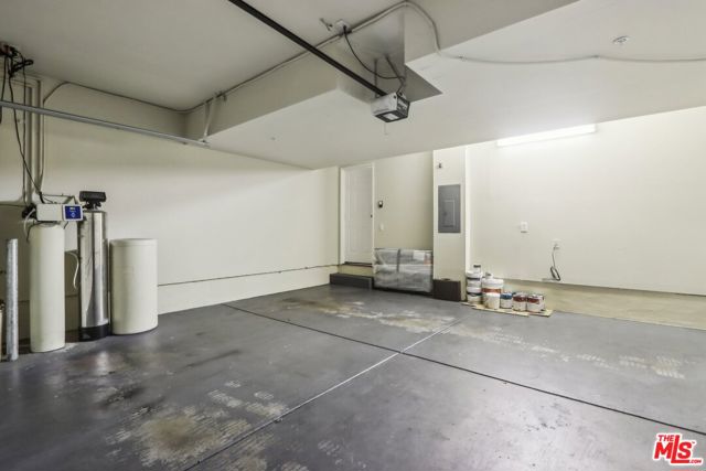 2189 Pomme Court, San Jose CA: https://media.crmls.org/mediaz/6b228ee4-1f18-45ea-821f-010418653b05.jpg