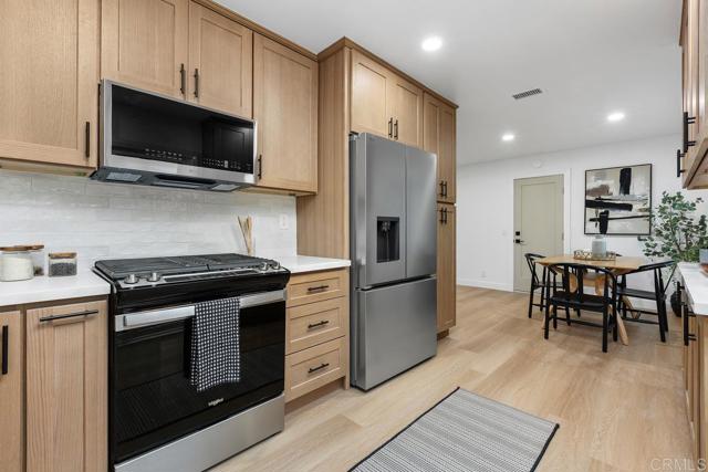 Detail Gallery Image 10 of 46 For 1356 Pleasant Hill St, Escondido,  CA 92026 - 3 Beds | 2 Baths