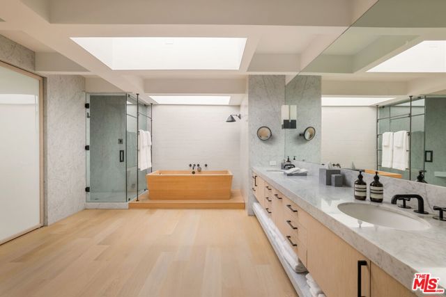 Drew Fenton | 1822 Westridge Road Los Angeles CA | MLS: 7400689