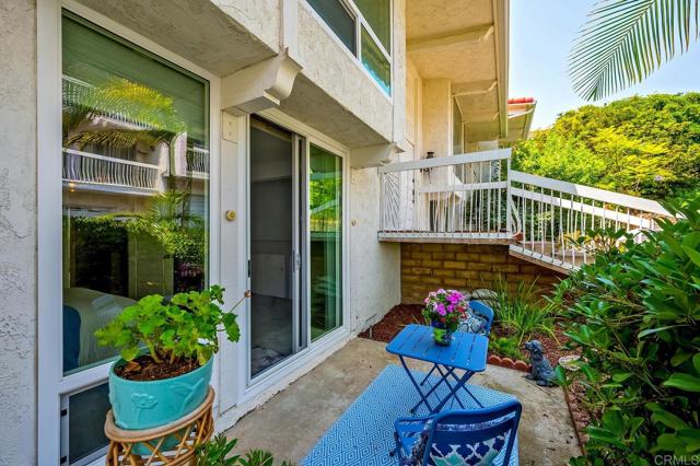 Detail Gallery Image 46 of 63 For 2319 Caringa Way #58,  Carlsbad,  CA 92009 - 2 Beds | 2/1 Baths