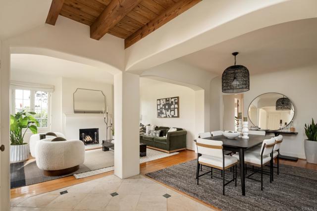 Detail Gallery Image 13 of 47 For 654 Bonair Pl, La Jolla,  CA 92037 - 5 Beds | 4 Baths
