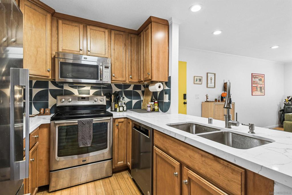 3940 Dove Street - photo 11