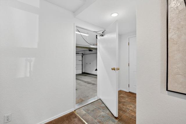 2559 Alveswood Circle, San Jose CA: https://media.crmls.org/mediaz/6b268ea3-d603-493f-a1c4-49878ded107f.jpg