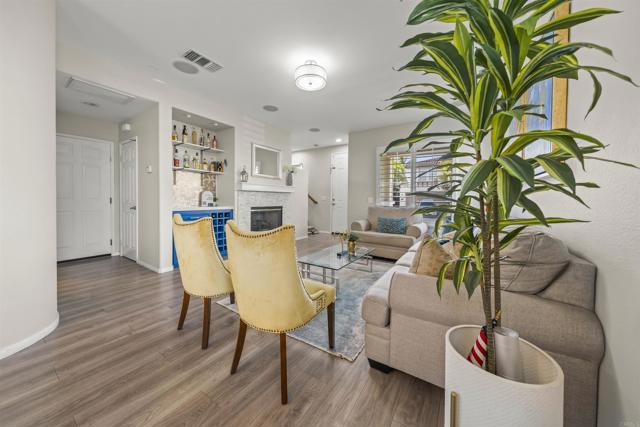 2194 Honeybee Street, Chula Vista CA: https://media.crmls.org/mediaz/6b289bdd-c062-4de4-9b8f-0b93457b043c.jpg