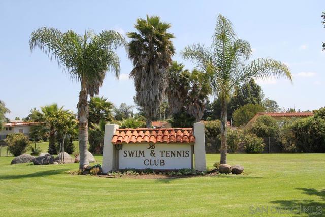 17735 Devereux Rd, San Diego CA: https://media.crmls.org/mediaz/6b2b0550-2c51-4867-9e26-46a8a5c52fc5.jpg