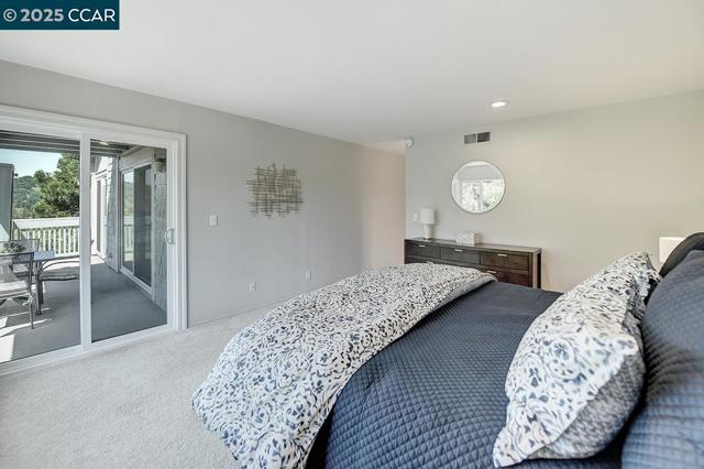 2638 Saklan Indian Dr, Walnut Creek CA: https://media.crmls.org/mediaz/6b2bcb26-ed7d-4b83-955d-f33e6392b1a9.jpg
