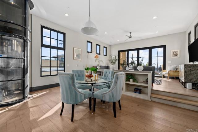 Detail Gallery Image 3 of 43 For 907 S Tremont St, Oceanside,  CA 92054 - 3 Beds | 3/1 Baths