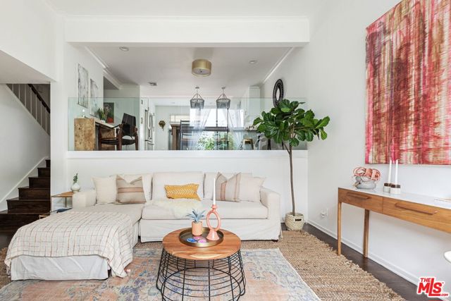 4766 La Villa Marina, B photo 3