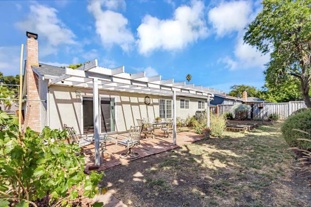 3527 Pine Creek Drive, San Jose CA: https://media.crmls.org/mediaz/6b2ca448-bf86-404a-9b57-af625a4ad111.jpg
