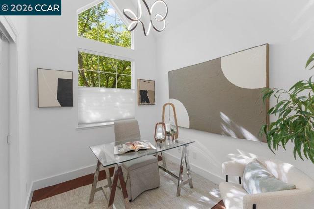 Image 23 of 52 For 172 Sugarloaf Ct