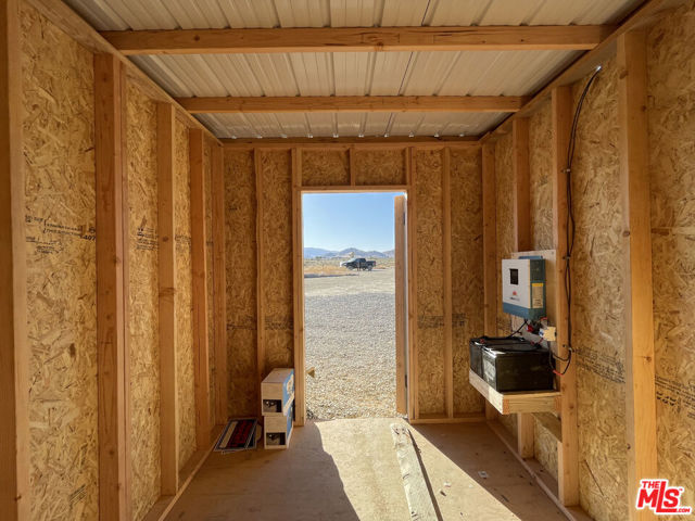 8144 Jefferson Street, Mojave CA: https://media.crmls.org/mediaz/6b2fb7b2-2e19-49b8-a66e-5e92b74e15fb.jpg