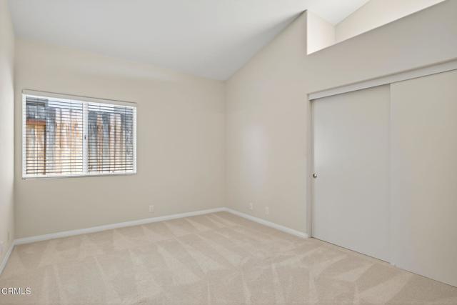 28 San Bernardino Avenue, Ventura CA: https://media.crmls.org/mediaz/6b305df7-a81b-4a15-b1be-33e206b34eb7.jpg