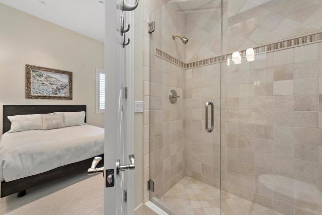 19 Susan Gale Court, Menlo Park CA: https://media.crmls.org/mediaz/6b30d851-d9ec-4b62-9384-9dcb85317f72.jpg