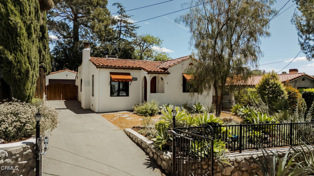 10166 Silverton Avenue
