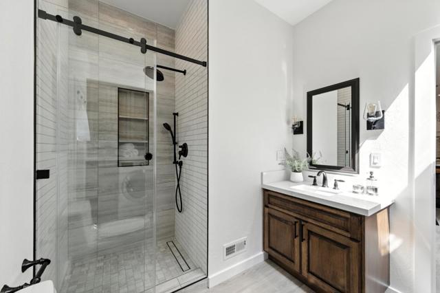 234 Edgewood Road, Redwood City CA: https://media.crmls.org/mediaz/6b332275-4024-4fa5-93b9-ead68adeb133.jpg