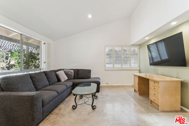 13443 Bayliss Road, Los Angeles CA: https://media.crmls.org/mediaz/6b337f24-abf9-4fe0-9950-86ae04448054.jpg