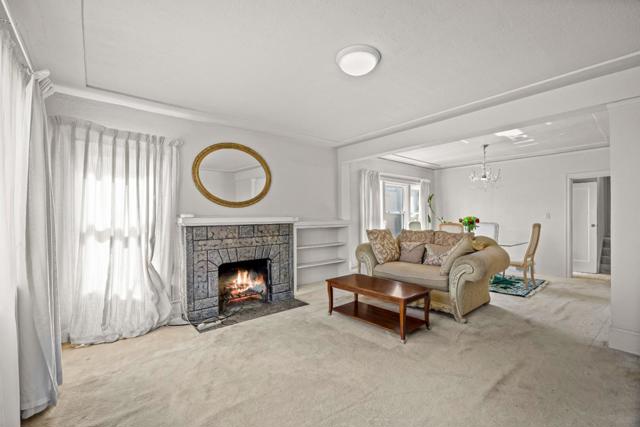 3121 Monticello Avenue, Oakland CA: https://media.crmls.org/mediaz/6b33cc18-ded4-4b55-acb4-e8973106d0dc.jpg
