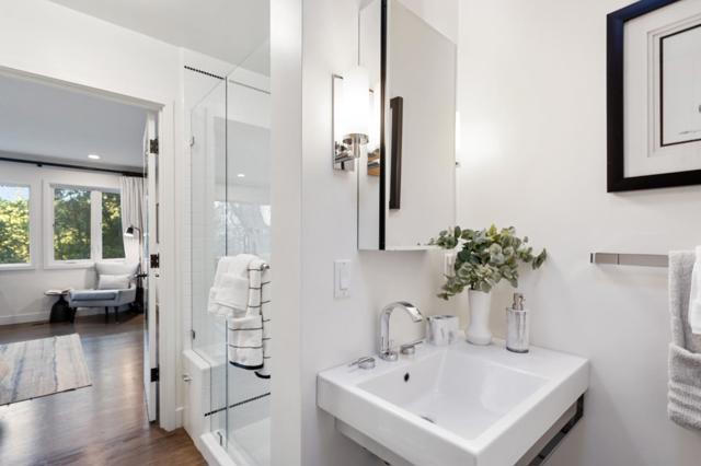 176 Los Trancos Circle, Portola Valley CA: https://media.crmls.org/mediaz/6b33fc57-86d4-4245-b971-af24157999e8.jpg