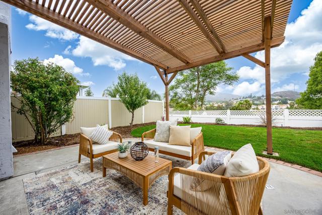 17636 Azucar Way, San Diego CA: https://media.crmls.org/mediaz/6b342ef1-0610-434e-8239-028e222bab4b.jpg