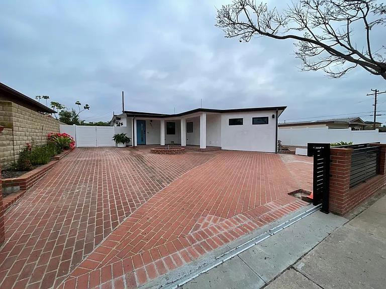4811 Appleton