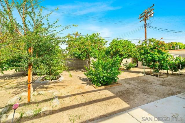 44784 Sherwood Drive, Indio CA: https://media.crmls.org/mediaz/6b348b23-e448-430e-a57e-6b7a9f4413f9.jpg